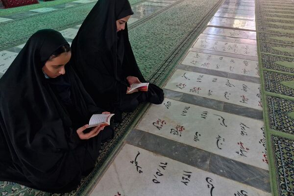 حماسه ۹ دی زنده است؛ ورامینی‌ها بار دیگر با ولایت، پیمان بستند
