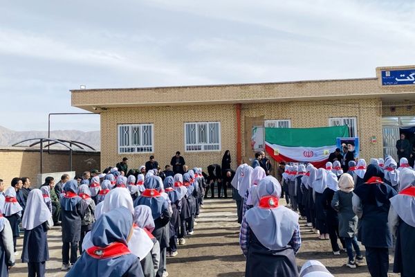 مراسم  یاوران انقلاب و افتتاح نمازخانه خیرساز در دبستان بنیاد برکت باخرز