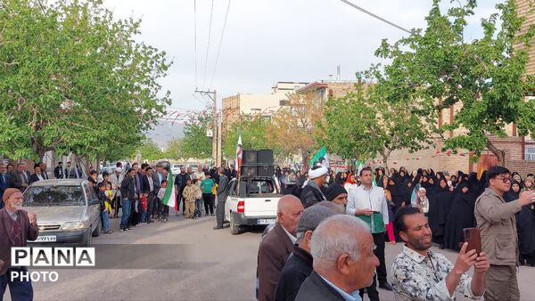 حضور خادمان حرم امام رضا (ع) در روستای آبنیه