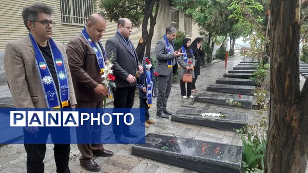 تجدید پیمان با شهدا به مناسبت هفته گرامیداشت مقام معلم