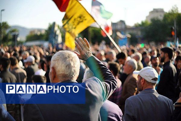 اجتماع مردم مشهد در فراق سید الشهدای خدمت 