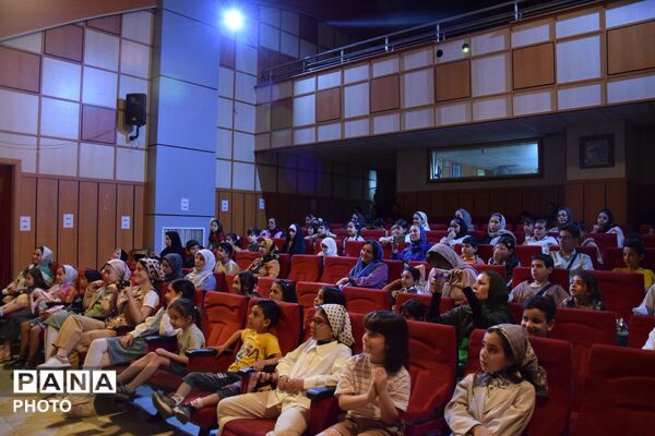 ویژه برنامه عید غدیر خم در کانون پرورش فکری کودکان و نوجوانان البرز 