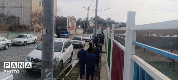 سومین جلسه درس کار و فناوری دبستان امیر آقایی در کانون لقمان کاشمر 