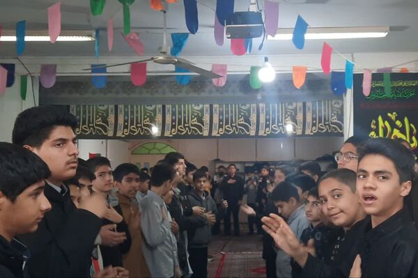 قرائت زیارت عاشورا به مناسبت شهادت حضرت فاطمه(س) 