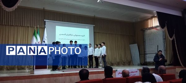 آیین تجلیل از نخبگان قرآنی و فرهنگی و هنری آموزش و پرورش مرند