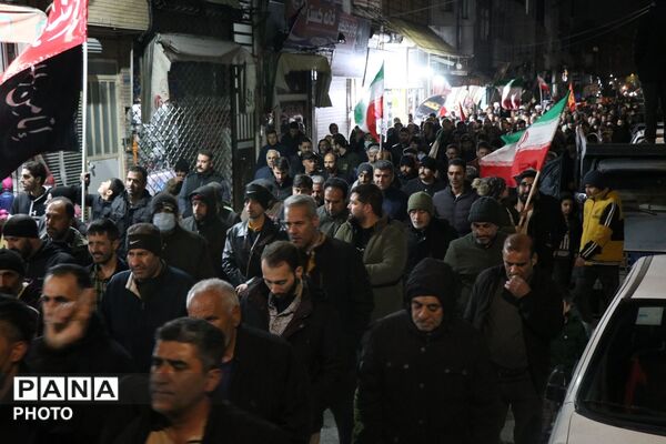 خرمدشت کرج یک‌صدا در عزای رهبر شهید امت انقلاب