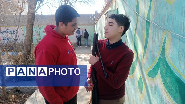 برگزاری مسابقات تیراندازی در دبیرستان شاهد ابوذر غفاری 