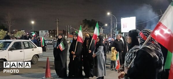 مردم ساوجبلاغ هنوز هم سوگوار رهبر شهیدشان هستند 