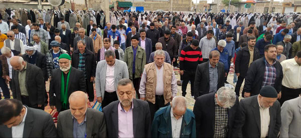 نماز عید سعید فطر در شهر جعفریه قم