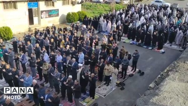 برگزاری نماز عید فطر در معمولان به امامت حجت‌الاسلام آروانی
