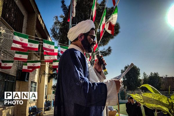 نور ایمان و رقابت؛ مسابقات قرآن، عترت و نماز دانش‌آموزان پسر در منطقه کهریزک 