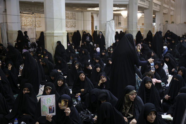 مراسم بزرگداشت شهید «سیدحسن نصرالله» از سوی رهبر معظم انقلاب در قم