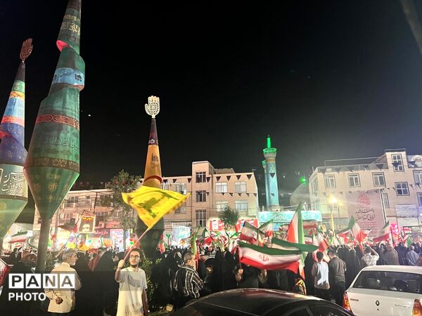 حضور باشکوه مردم کرج در صد و ششمین شب