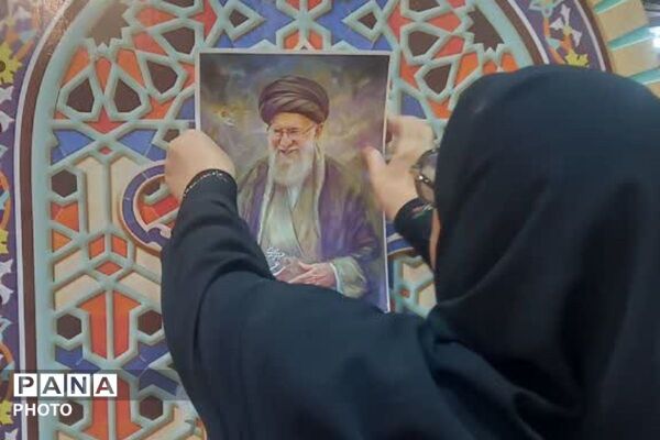 تاکید خطیب جمعه بر ضرورت همدلی قوا برای گره‌گشایی از مشکلات کشور