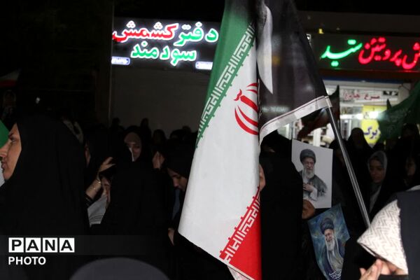 مراسم سازمان دانش‌آموزی فاروج به یاد دانش‌آموزان شهید میناب