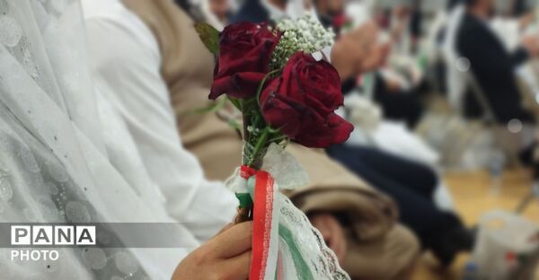 جشن بزرگ ازدواج ۱۳۰ زوج جوان دانشجو در همدان