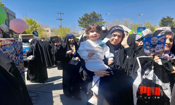 حضور پرشور کودکان آباده در راهپیمایی روز جهانی قدس