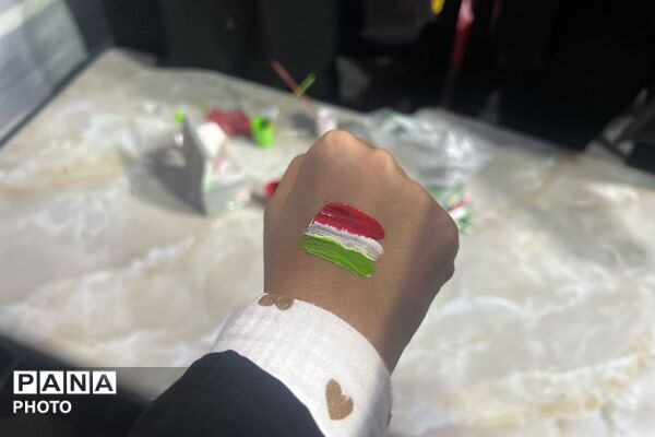 حماسه آفرینی فرهنگیان و نوجوانان ملاردی در  جشن غدیر