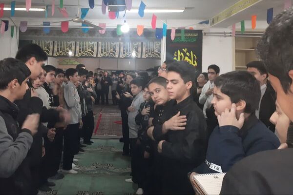 قرائت زیارت عاشورا به مناسبت شهادت حضرت فاطمه(س) 