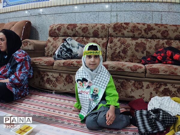 قرائت قرآن، نماز جماعت و افطار در مسجد خاتم پیامبران 