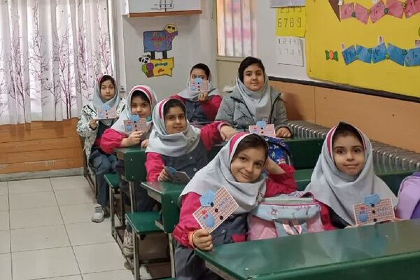 پویش «دست‌های کوچک، پیمان بزرگ» در دبستان سارا شهرستان ملارد 