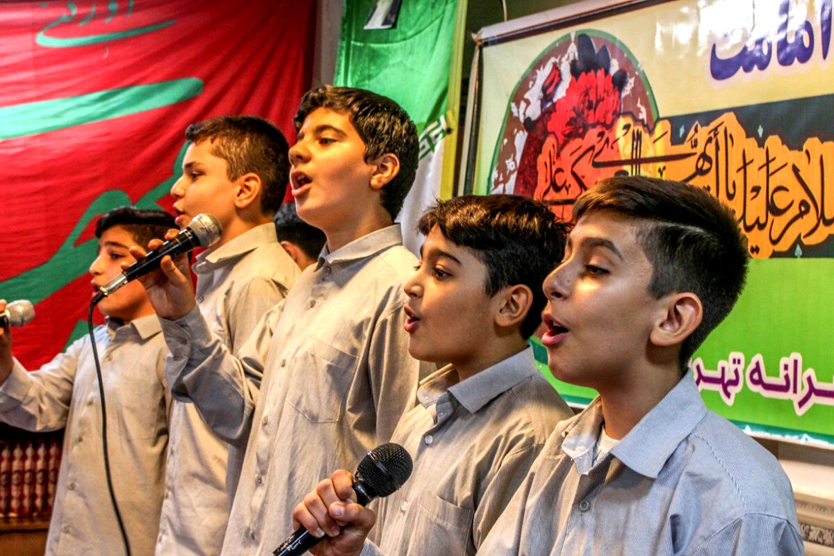 جشن میلاد امام حسن عسکری(ع) در دبیرستان تهرانی باقرشهر 