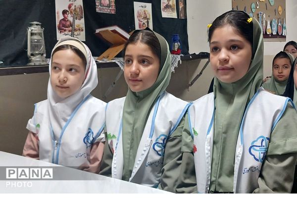 طرح محیط زیستی شهید مفقود الاثر ماکان نصیری در مدرسه رضوان ناحیه دو بهارستان