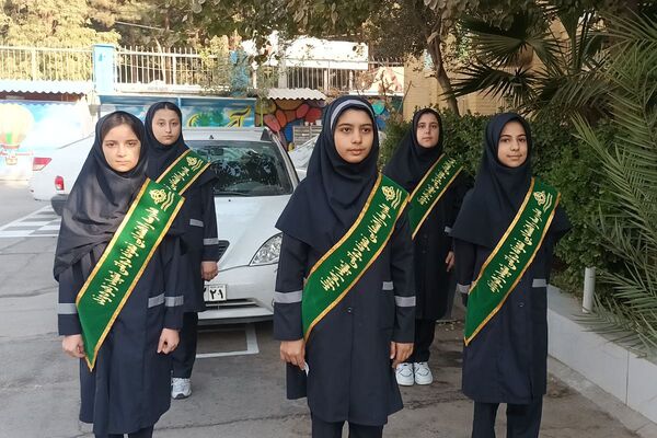 افتتاحیه جشنواره‌ی بازی‌های مهارتی-ورزشی در مدرسه زهره‌وند قرچک