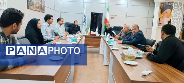 جلسه شورای اسلامی و تقدیر از خبرنگاران شهرستان خلیل آباد