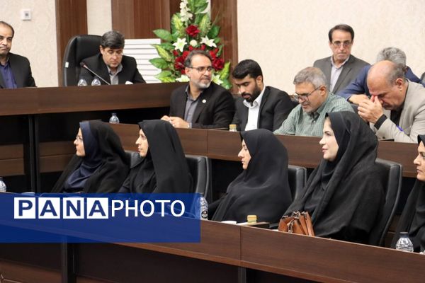 شورای آموزش و پرورش قطب شهید برونسی به میزبانی تربت حیدریه