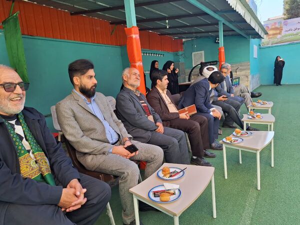 جشن کتابنوش در ناحیه۶ مشهد