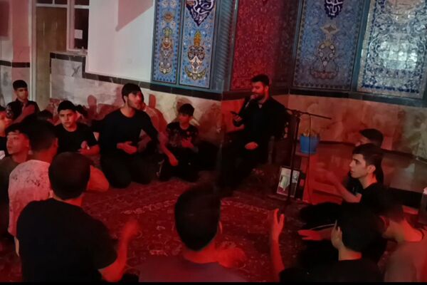 آیین معنوعی اعتکاف در مسجد شهدای ۱۵خرداد قرچک