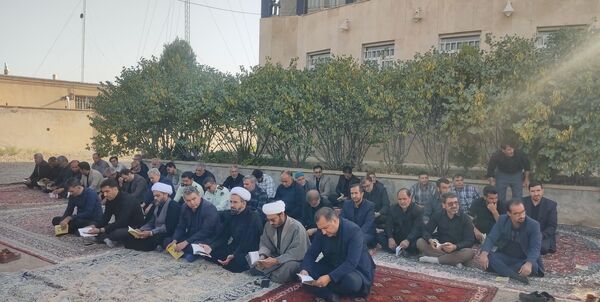 مراسم قرائت زیارت عاشورا در تیتکانلو