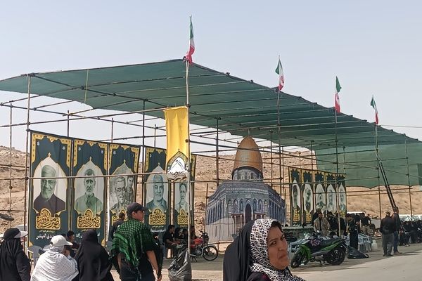 موکبی با رنگ و بوی مقاومت و شهادت 