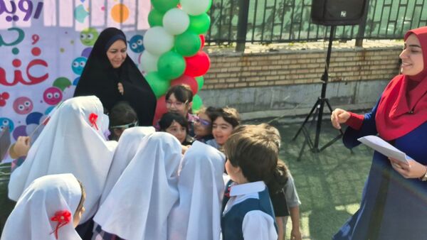 شکوفایی غنچه‌های علم در باغ آموزش و پرورش منطقه ۵