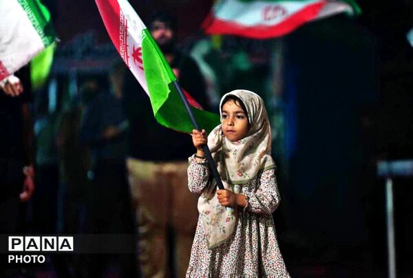 پژواک همبستگی در حریم دانش