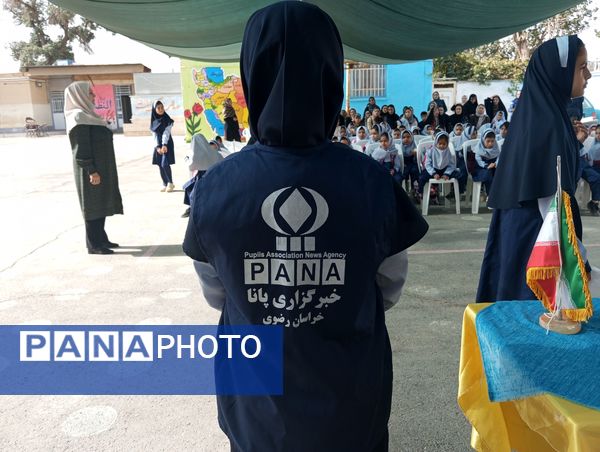 جشن شکوفه‌های دبستان ناهیدنخودی نیشابور