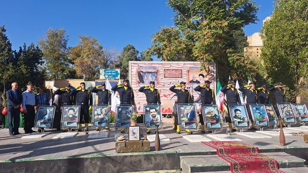 گلباران مزار شهدا در اراک