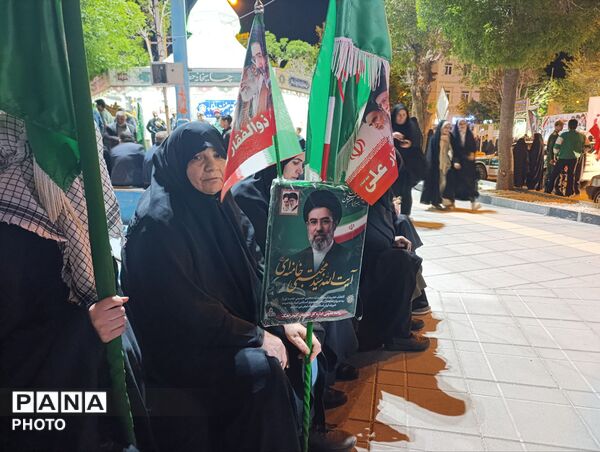 شصت و هفتمین شب راهپیمایی در کبودرآهنگ