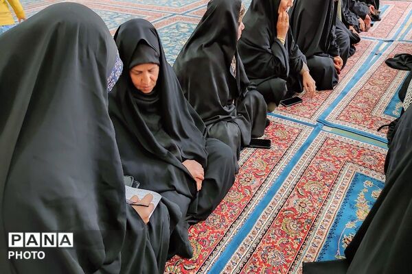 کارگاه آموزش اسلحه شناسی ویژه خواهران در شهر بار