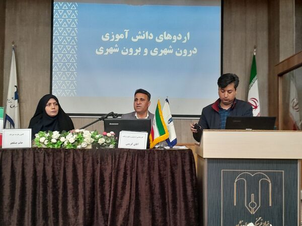 جلسه معاونین و مربیان پرورشی  ناحیه سه در دبیرستان مصلی نژاد حضرت زهرا(س)