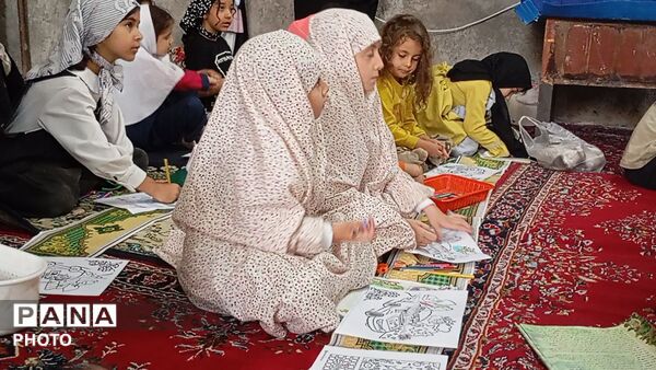 از پیر تا کودک در نماز جمعه نیشابور حضور دارند-۲