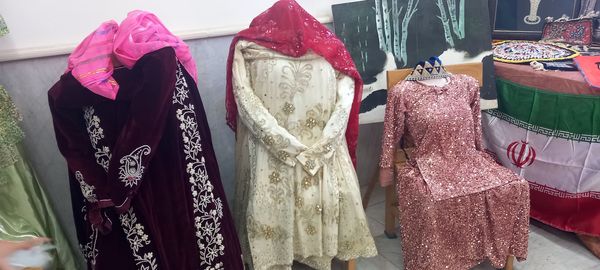 نمایشگاه دست‌سازه‌ها به‌مناسبت دهه فجر در شهر سپیددشت