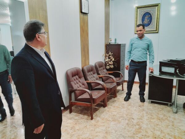 بازدید سرزده نوروزی مدیرکل آموزش و پرورش استان بوشهر از دوایر مختلف اداره‌کل