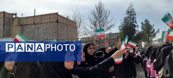 جام اقتدار در آموزشگاه مرحوم پاکدل خلیل آباد 