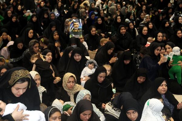 اجتماع بزرگ شیرخوارگان حسینی در حسینیه ثارالله یاسوج