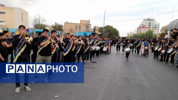 نقش‌آفرینی هنروران تعزیه در کاروان دخیل العباس(ع)