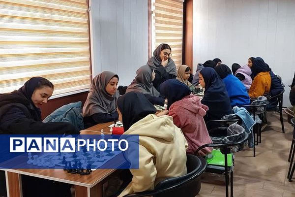 مسابقات شطرنج دانش‌آموزی در شهرستان ورامین