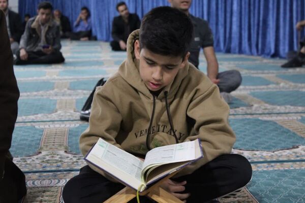 مراسم شب قدر در مصلی اولی‌الامر لردگان