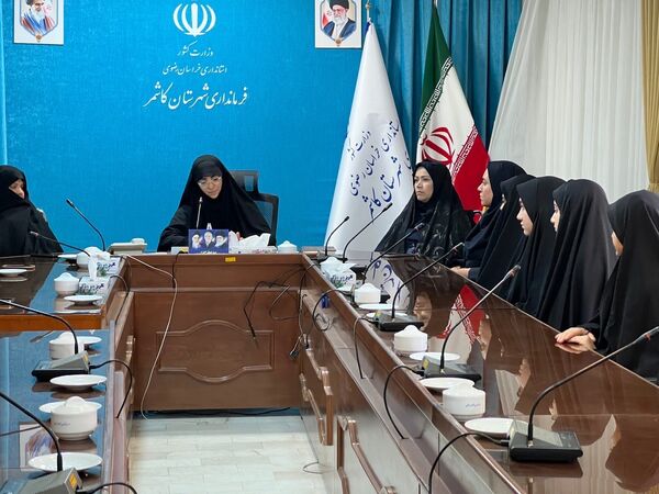 کارگروه دائمی  دختران نوجوان  شهرستان کاشمر 